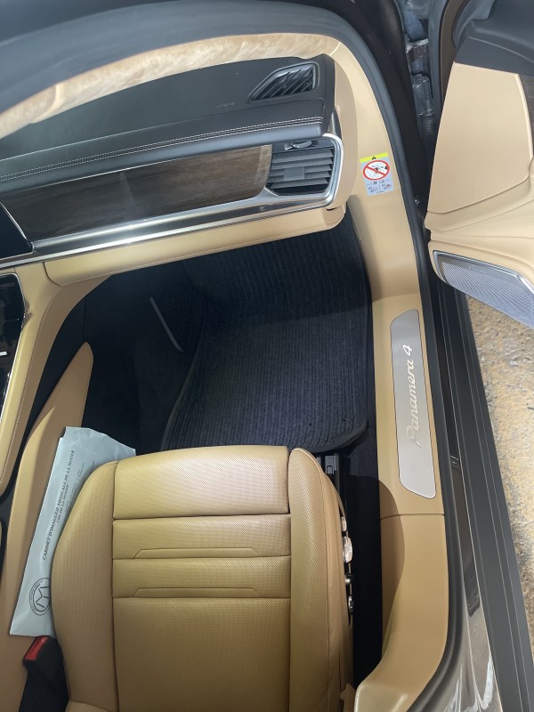 Nettoyage Intérieur de Voiture à Strasbourg, Propreté et Confort Retrouvés